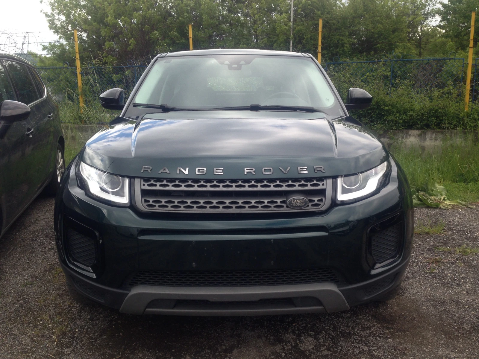 Land Rover Evoque FACELIFT 4x4 2.0D/150 EURO6B НОВ ВНОС , снимка 2 - Автомобили и джипове - 54608359