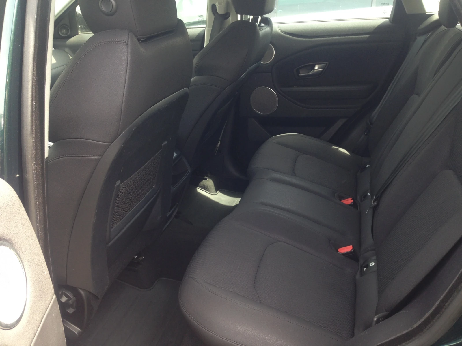 Land Rover Evoque FACELIFT 4x4 2.0D/150 EURO6B НОВ ВНОС , снимка 11 - Автомобили и джипове - 54608359