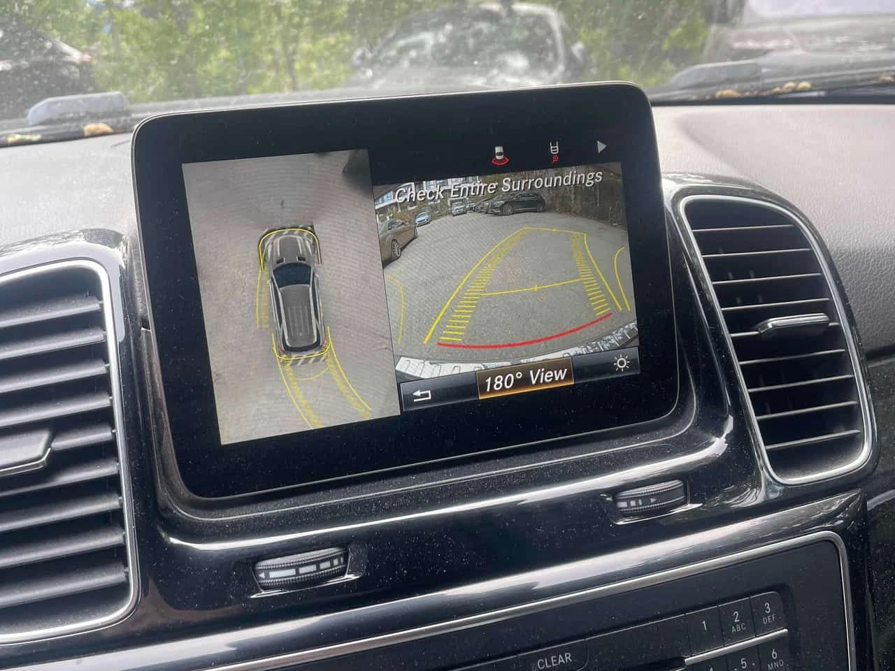 Mercedes-Benz GLE 350 d * DISTRONIC* 360* HARMAN/KARDON* , снимка 13 - Автомобили и джипове - 54795856