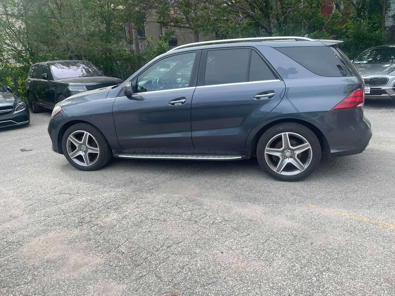 Mercedes-Benz GLE 350 d * DISTRONIC* 360* HARMAN/KARDON* , снимка 2 - Автомобили и джипове - 54795856