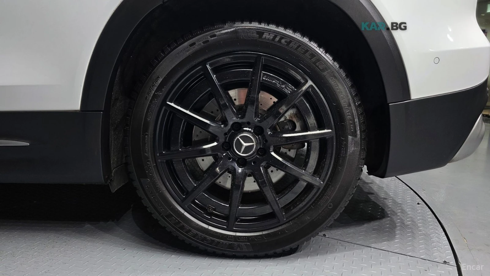 Mercedes-Benz GLB 35AMG 4Matic* КОЖА* НАВИ* КАМЕРА, снимка 5 - Автомобили и джипове - 55119539