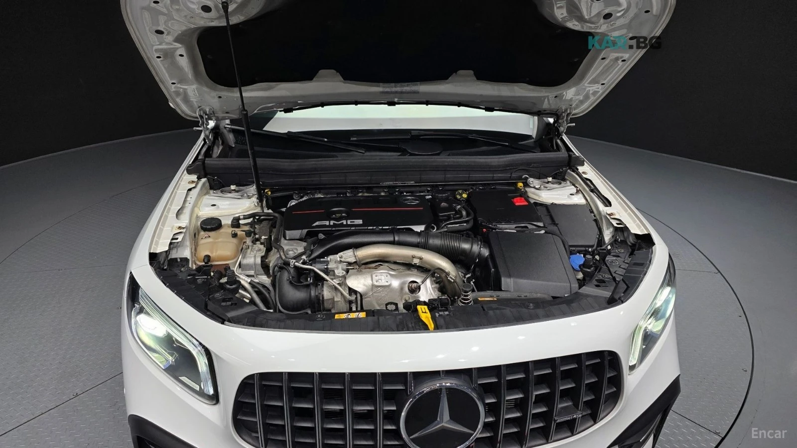 Mercedes-Benz GLB 35AMG 4Matic* КОЖА* НАВИ* КАМЕРА, снимка 6 - Автомобили и джипове - 55119539