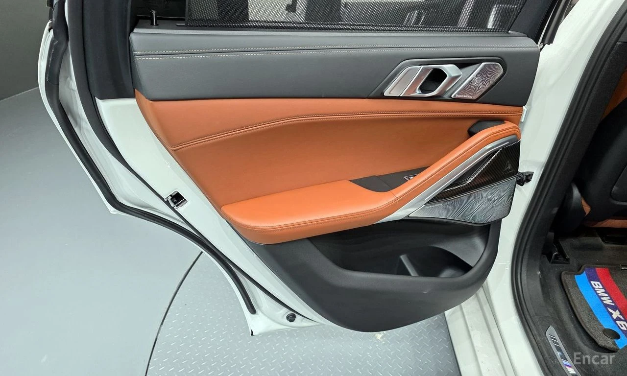 BMW X6 ОБДУХВАНЕ * ДИСТРОНИК * HEAD-UP * B&W * , снимка 15 - Автомобили и джипове - 55187335