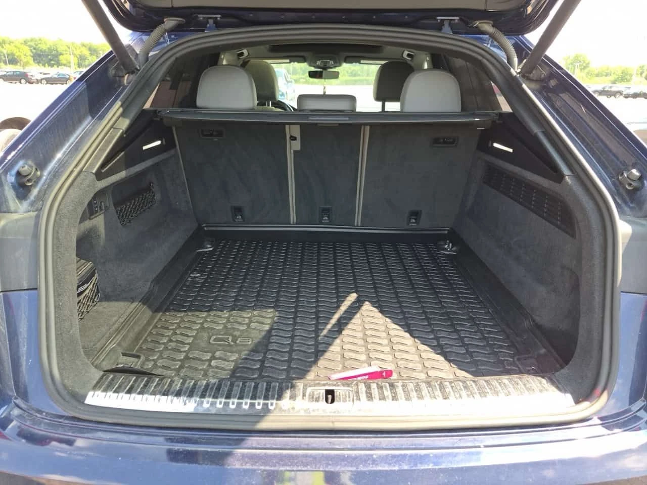 Audi Q8 TECHNIK| B&O| HUD| 360| PANO| MASSAGE| 2 K����  | Mobile.bg � ����������� 13