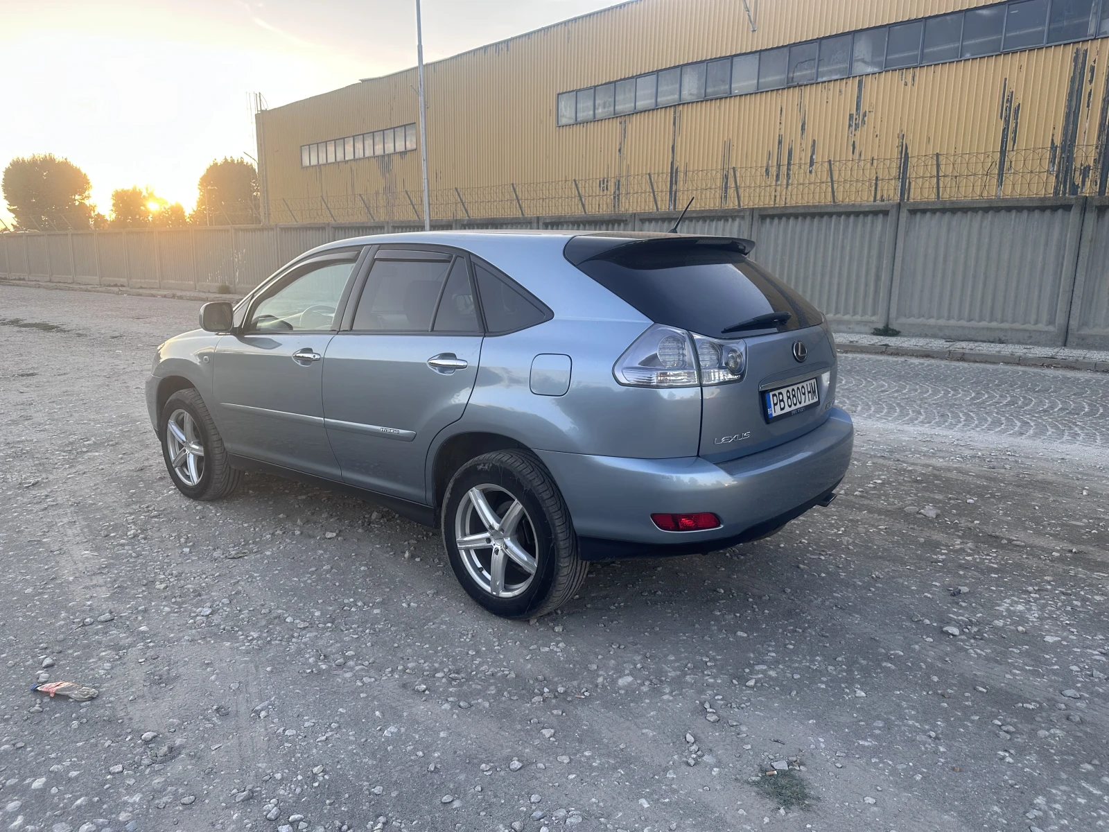 Lexus RX 400h 3.3 AWD LPG, снимка 3 - Автомобили и джипове - 55964379