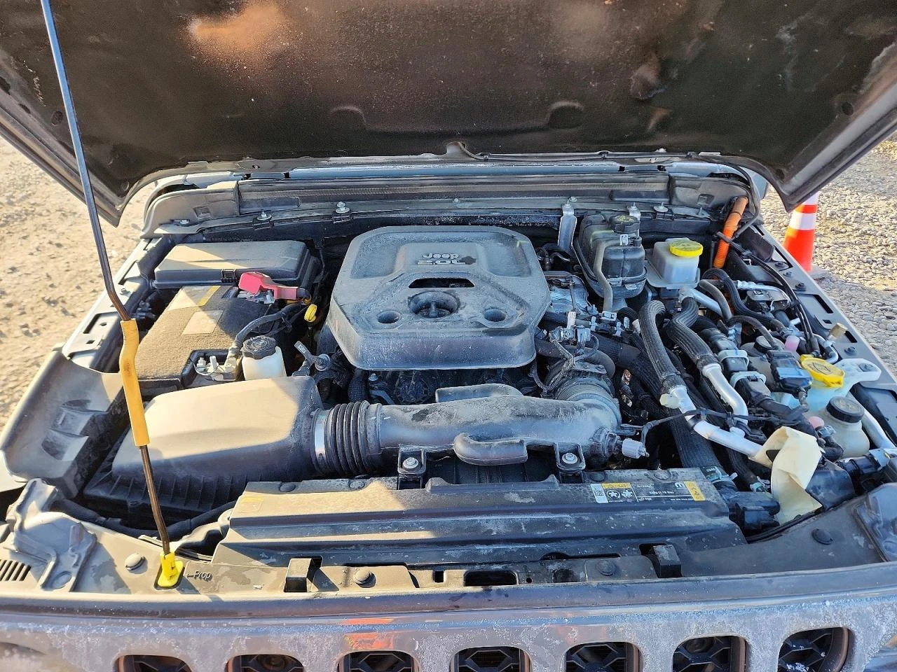 Jeep Wrangler RUBICON/4xe Plug-in/Remote Start/CARPLAY/CARFAX | Mobile.bg � ����������� 11