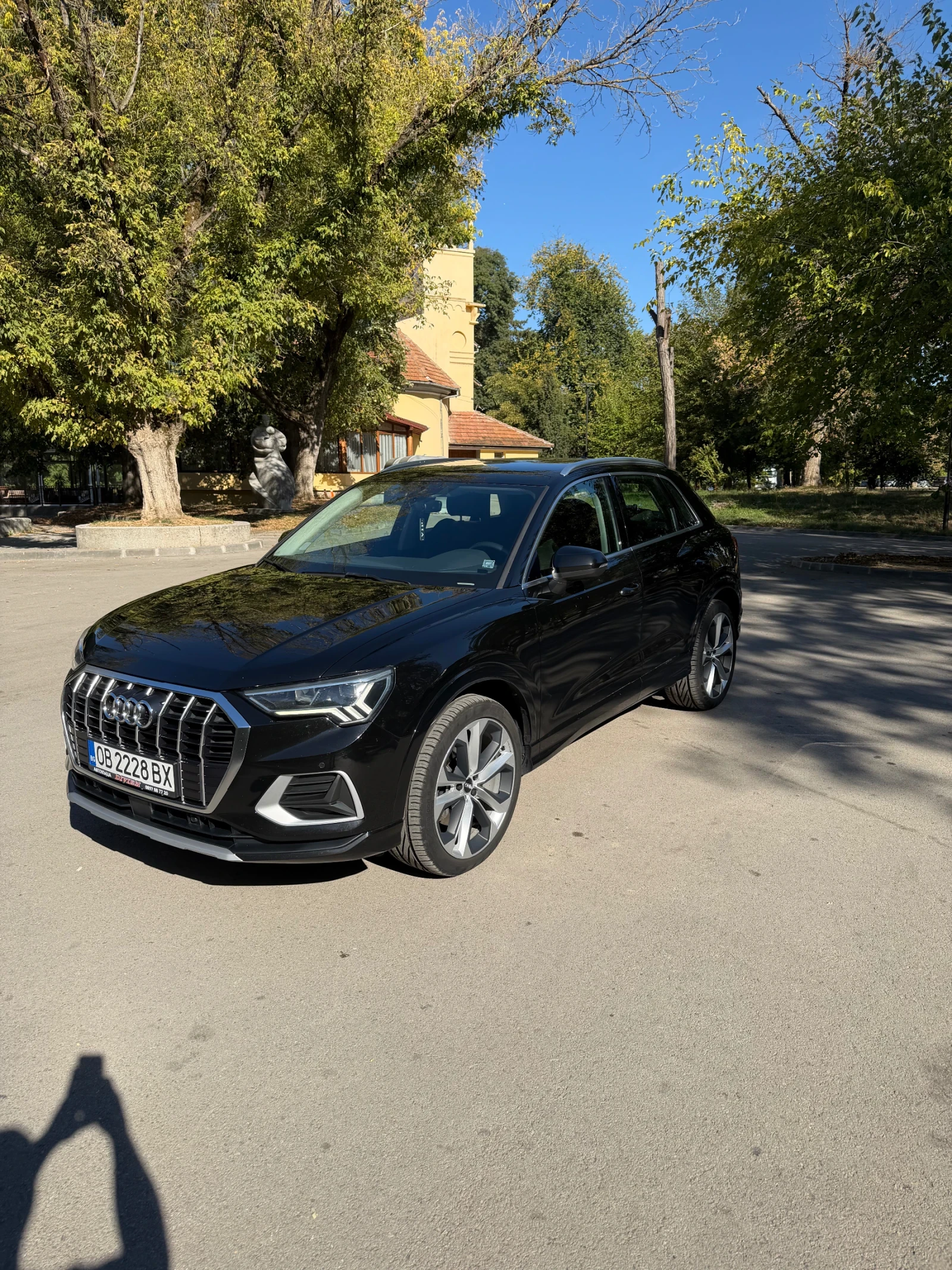 Audi Q3, снимка 8 - Автомобили и джипове - 56376169