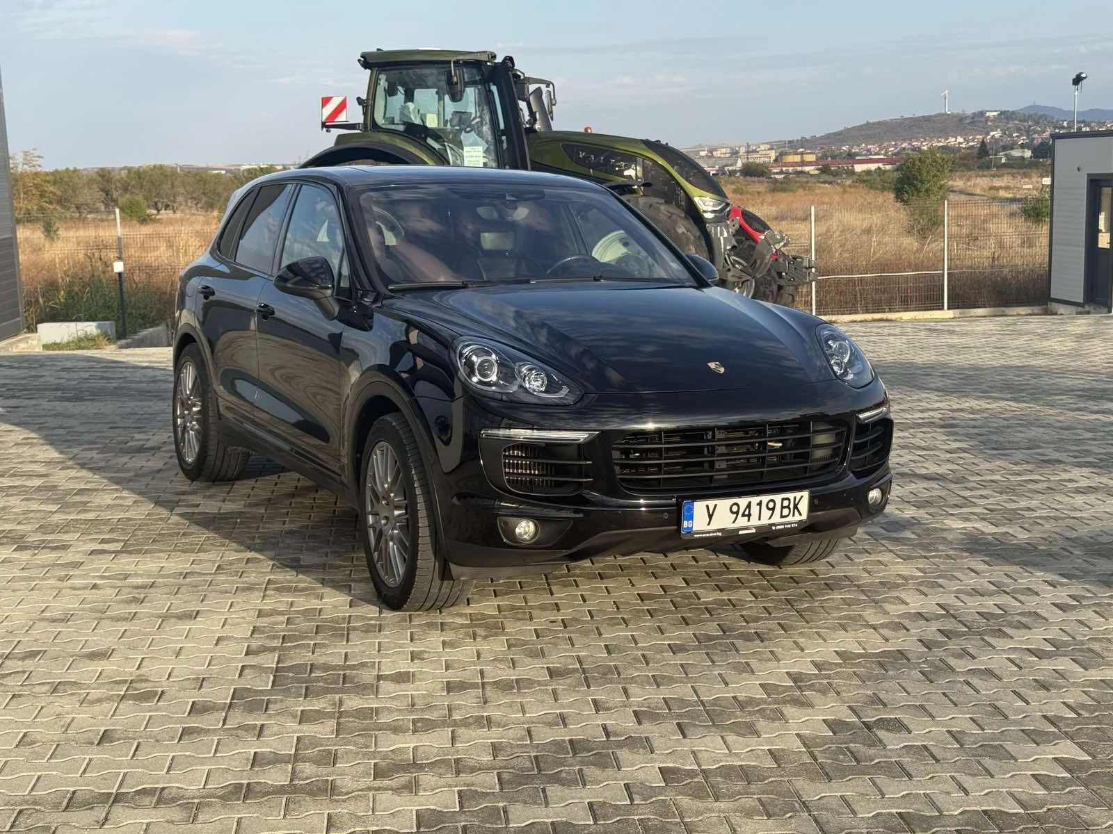 Porsche Cayenne 3.0TDi, снимка 3 - Автомобили и джипове - 56623638