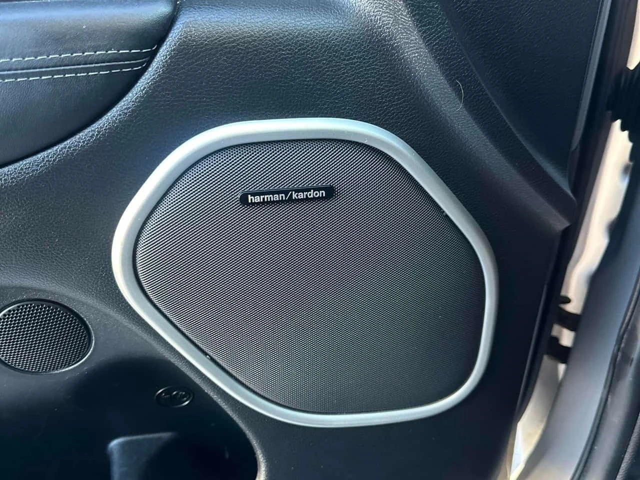 Jeep Grand cherokee * Summit * CARFAX * ����� �� ����������� | Mobile.bg � ����������� 10