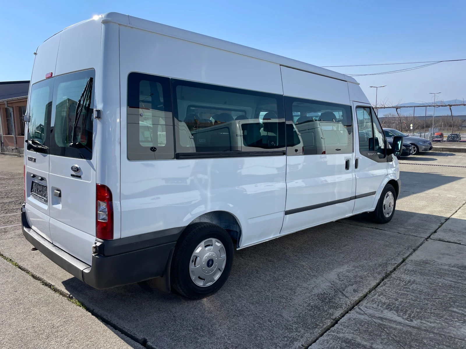 Ford Transit 2.2 CDTi /MAXI/ 2 x КЛИМА//TEMPOMAT, снимка 3 - Бусове и автобуси - 53821304