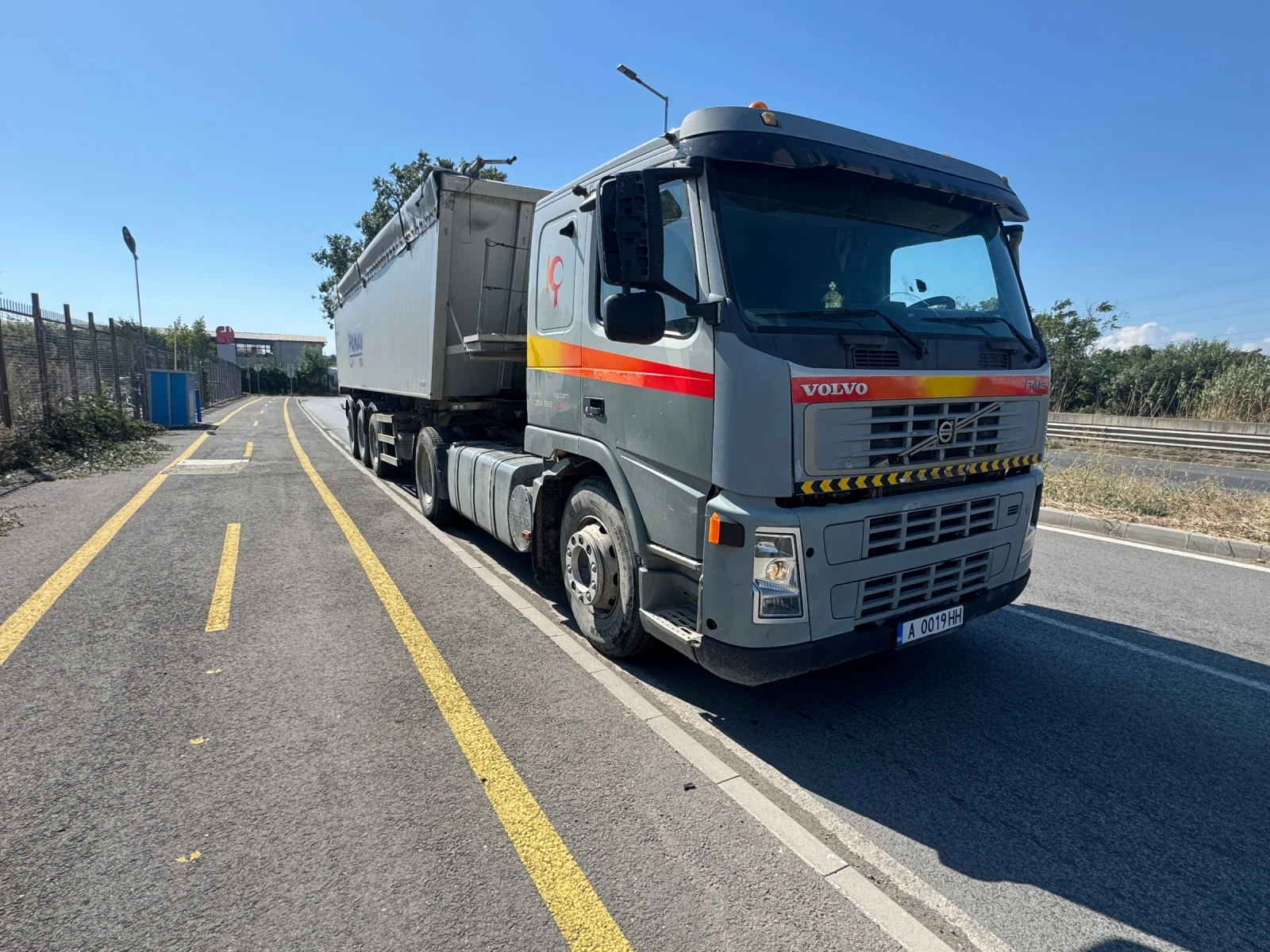 Volvo Fh 12, снимка 2 - Камиони - 56423270