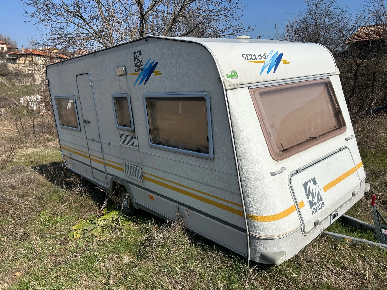 Каравана Knaus Sudwind , снимка 2 - Каравани и кемпери - 53745384