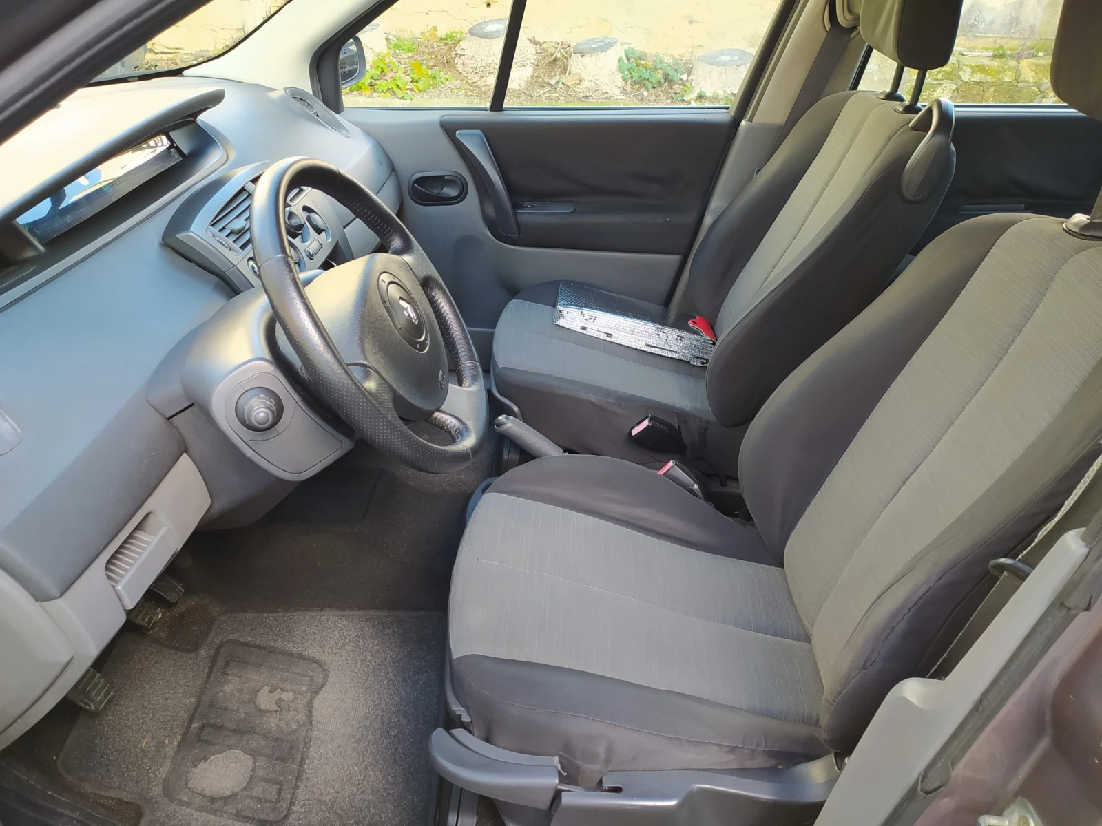     2004-2009. Renault Scenic Grand II,  1600, 16V, 33kW, 123k | Mobile.bg   7