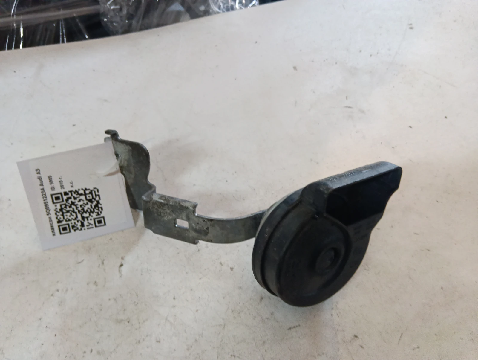 клаксон 5Q0951223A Audi A3
