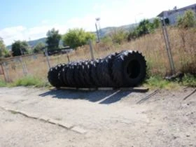 Гуми, снимка 15