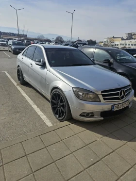     Mercedes-Benz C 220