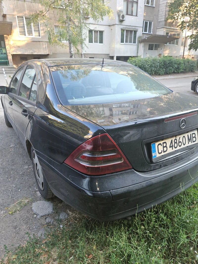 Mercedes-Benz C 200, снимка 3 - Автомобили и джипове - 47544632