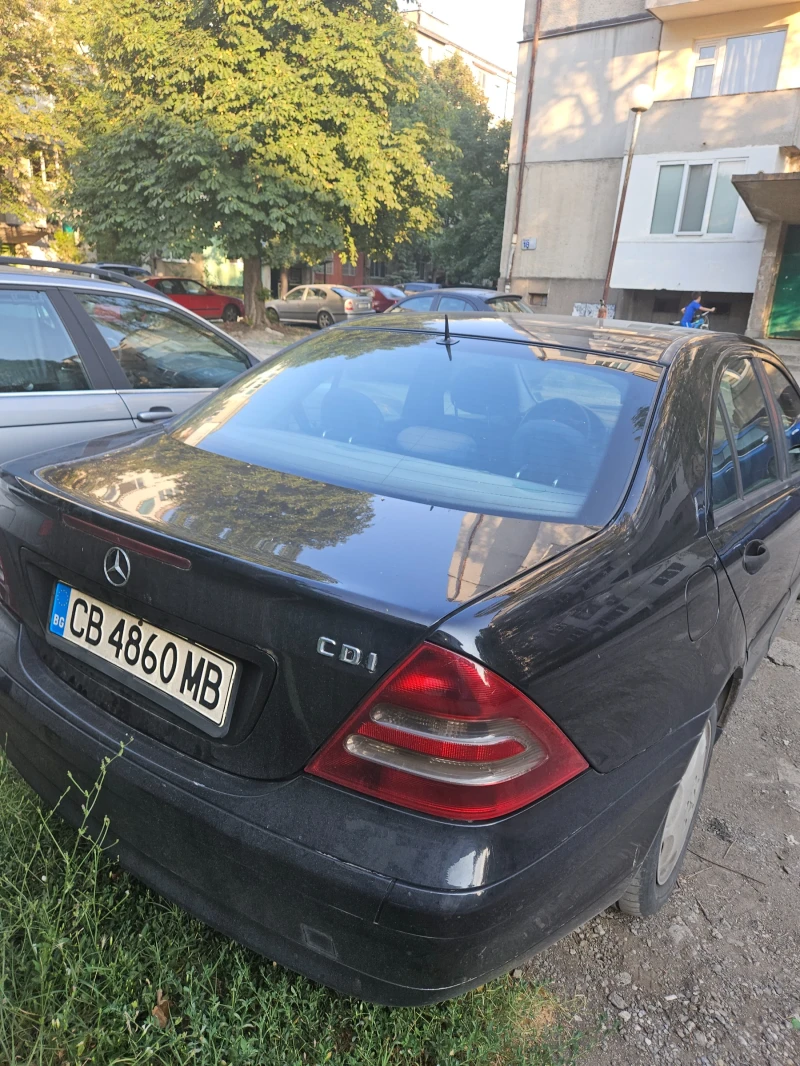 Mercedes-Benz C 200, снимка 4 - Автомобили и джипове - 47111018