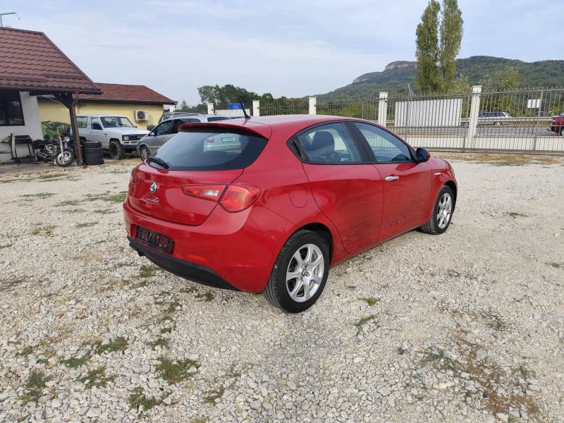 Alfa Romeo Giulietta 1.6 дизел Италия, снимка 5 - Автомобили и джипове - 47218628