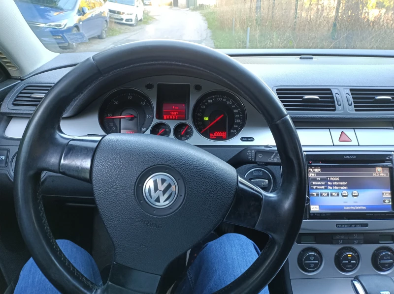 VW Passat, снимка 4 - Автомобили и джипове - 47978670