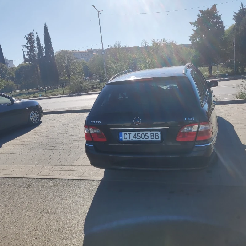 Mercedes-Benz E 320, снимка 4 - Автомобили и джипове - 48127345