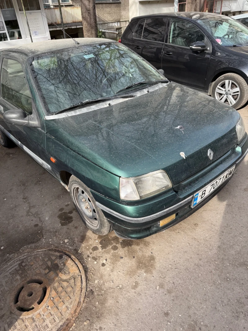 Renault Clio, снимка 2 - Автомобили и джипове - 49462207