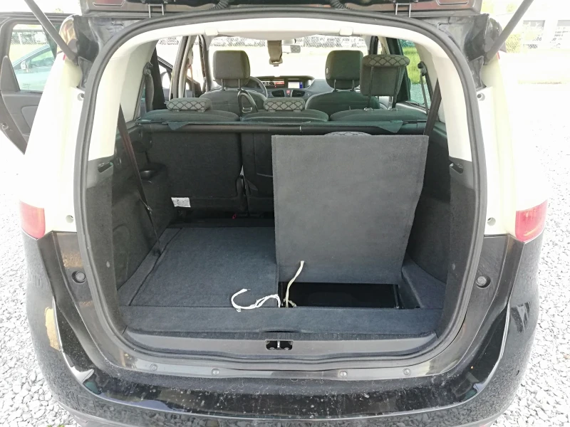 Renault Grand scenic 1.9DCI kli 131, снимка 11 - Автомобили и джипове - 50285069