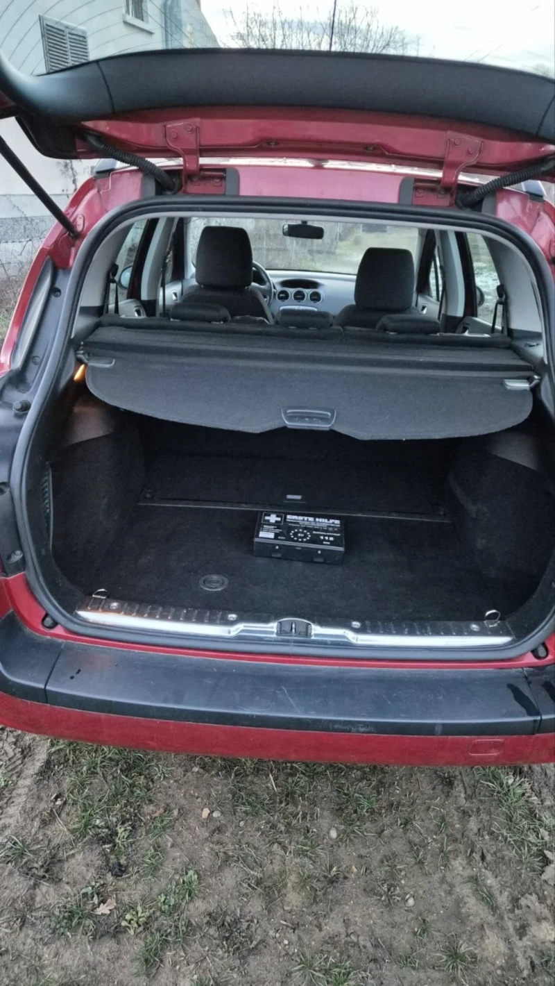 Peugeot 308 SW Comfort 1.4 VTI KLIMA, снимка 9 - Автомобили и джипове - 52484426