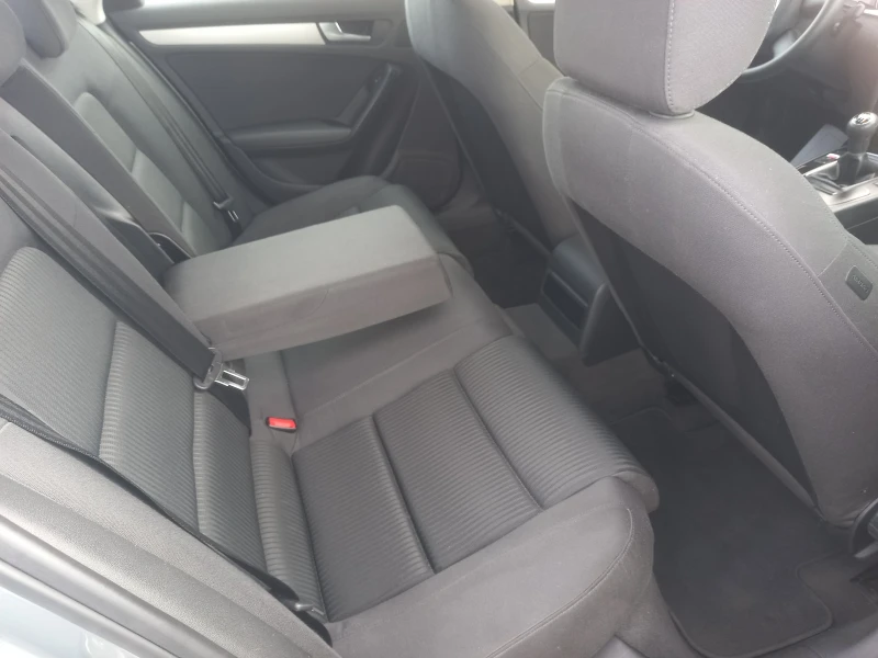 Audi A4 1.8 КЛИМА ГАЗ      , снимка 13 - Автомобили и джипове - 52648917