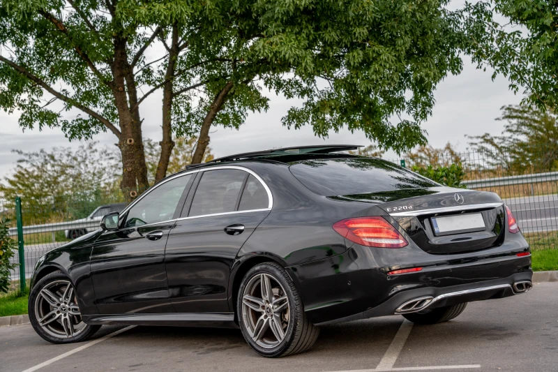 Mercedes-Benz E 220 AMG LINE/DIGITAL/PANO/BURMESTER/360/, снимка 7 - Автомобили и джипове - 52949900