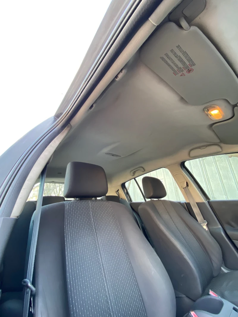 Renault Megane 1.5 DCi, снимка 11 - Автомобили и джипове - 53097942