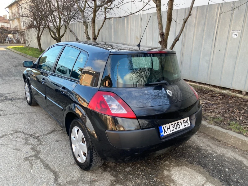 Renault Megane 1.5 DCi, снимка 6 - Автомобили и джипове - 53097942