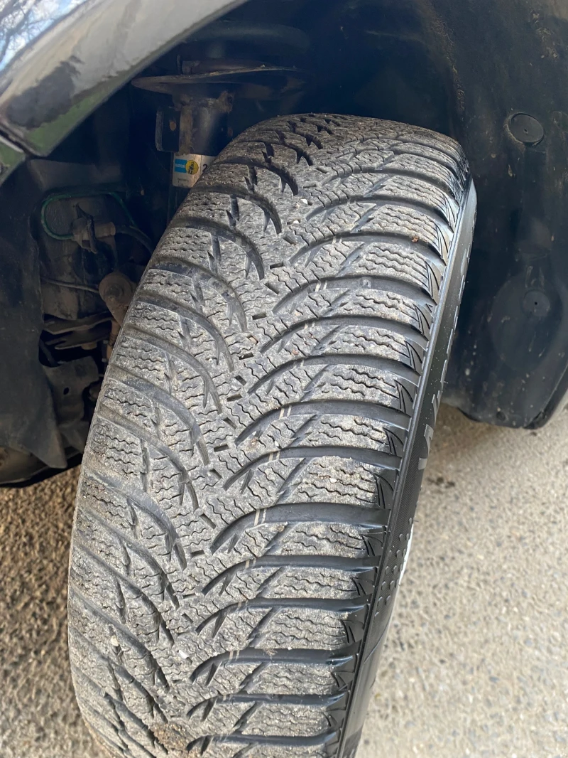 Renault Megane 1.5 DCi, снимка 14 - Автомобили и джипове - 53097942