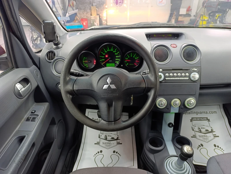Mitsubishi Colt 1.3i 95 k.c., снимка 12 - Автомобили и джипове - 53167152