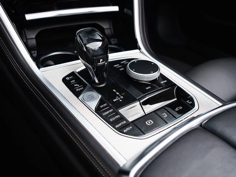 BMW 840 d xDrive, снимка 13 - Автомобили и джипове - 55901594