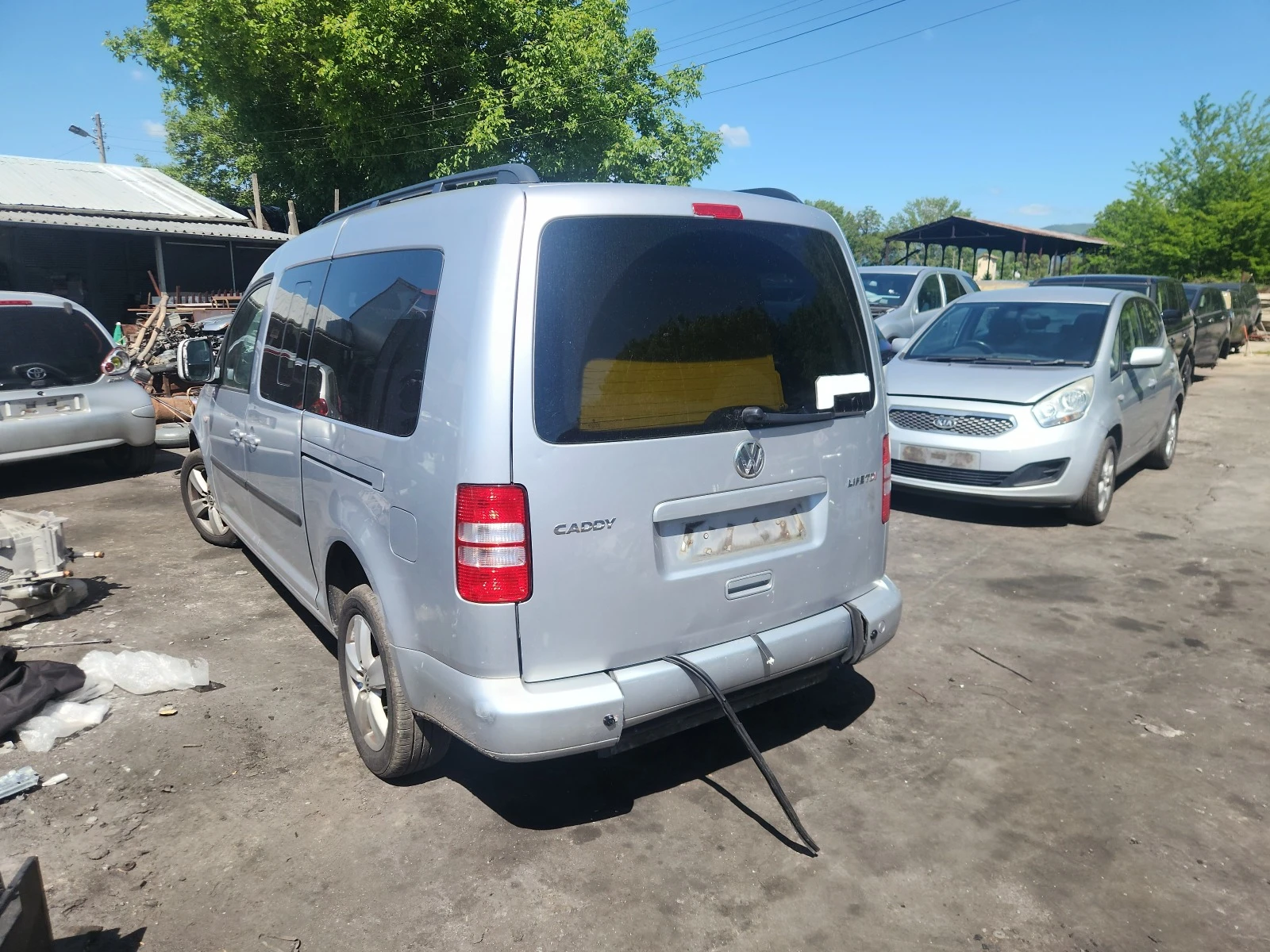 VW Caddy 1.6tdi - изображение 5