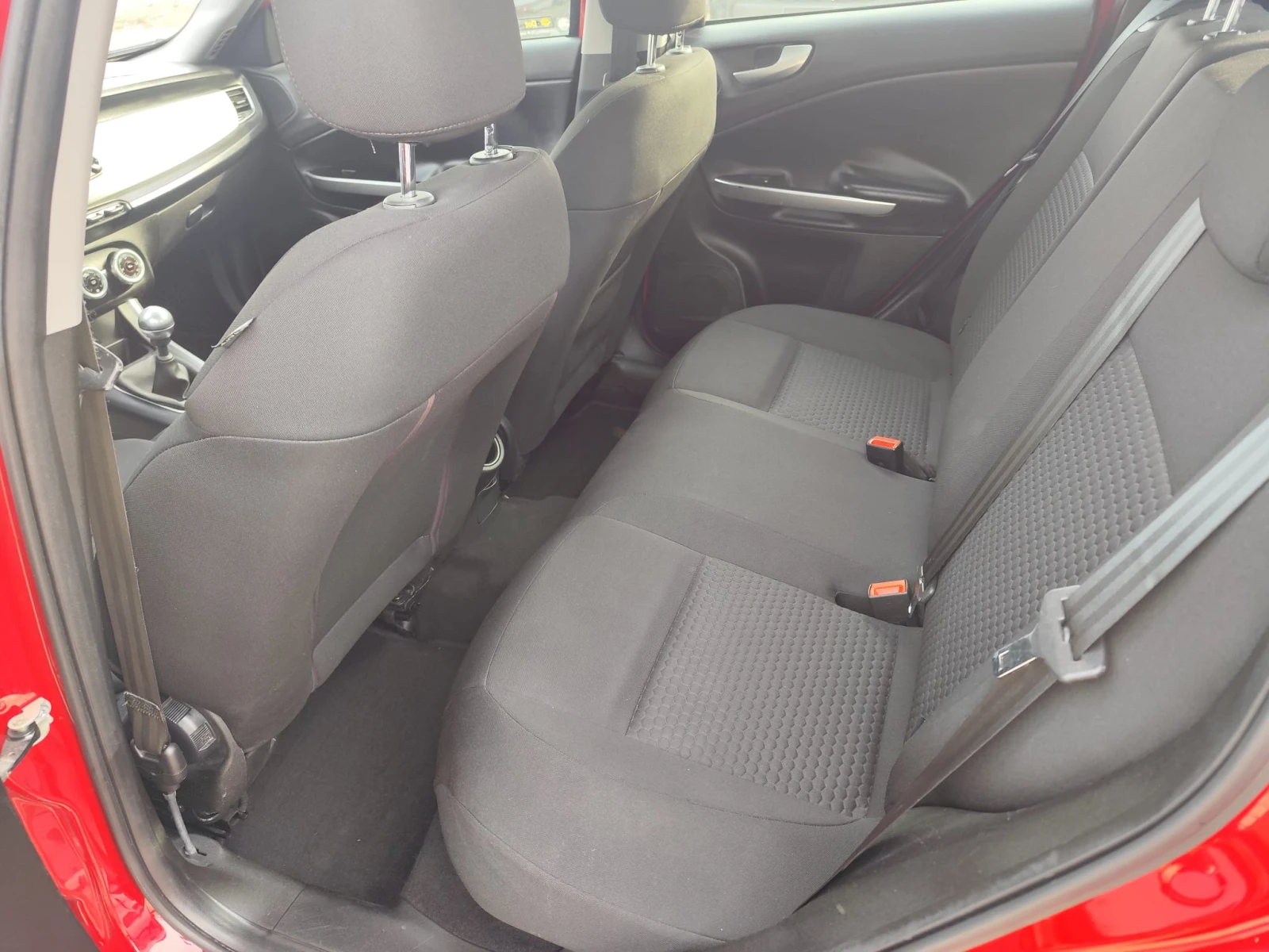 Alfa Romeo Giulietta 1.6 дизел Италия | Mobile.bg — изображение 13