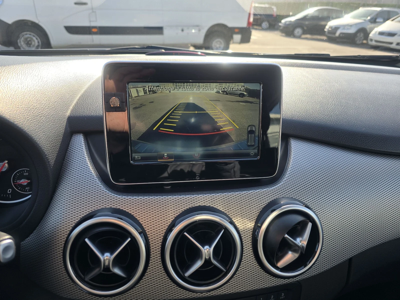 Mercedes-Benz B 200 CDI Evro 6B  | Mobile.bg — изображение 13