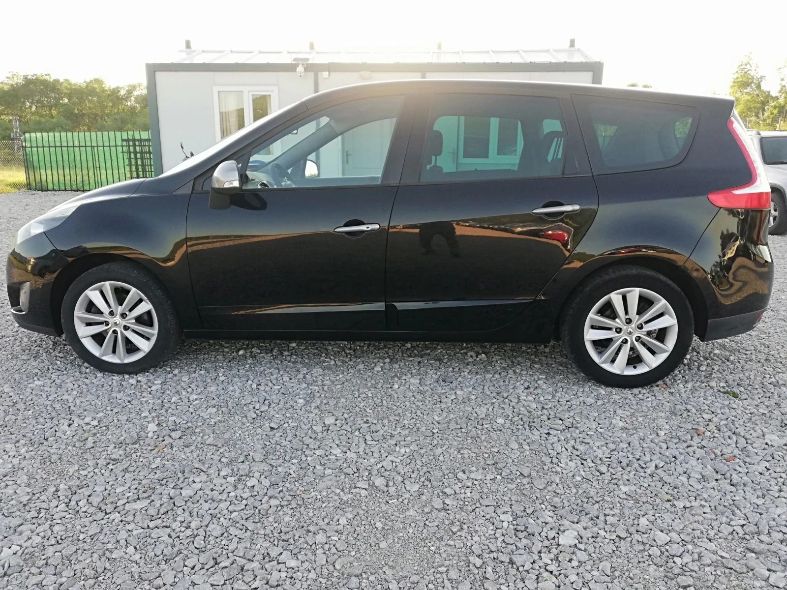 Renault Scenic 1.9DCI kli 131 - изображение 3