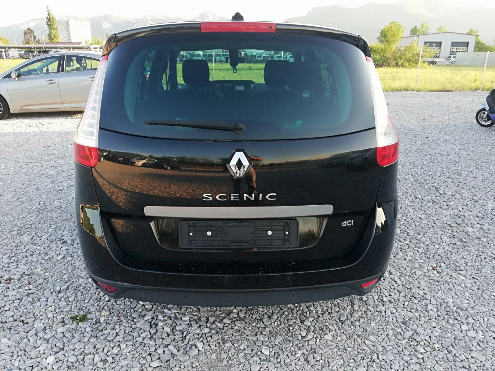 Renault Scenic 1.9DCI kli 131 - изображение 5