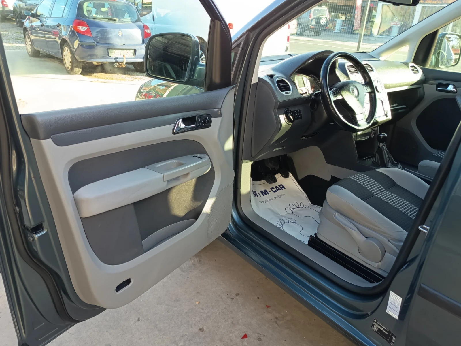 VW Caddy 1.9tdi - изображение 9