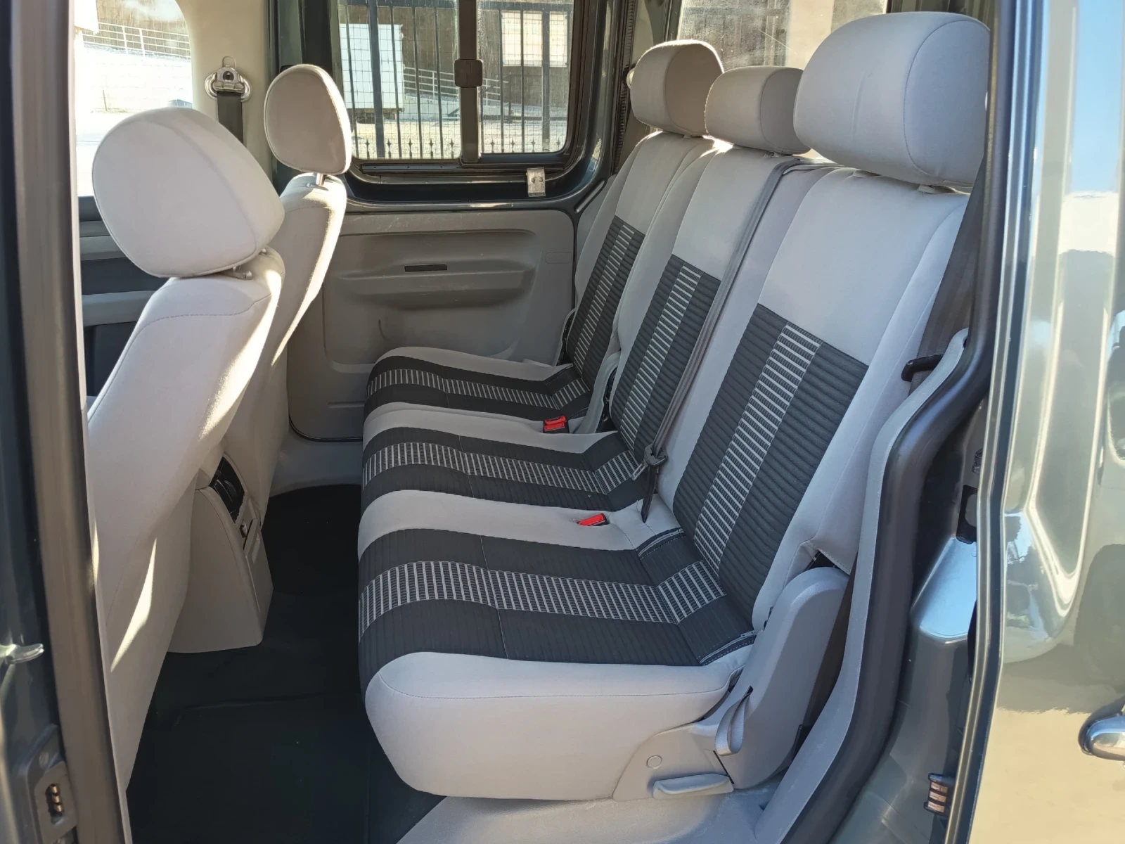 VW Caddy 1.9tdi - изображение 10