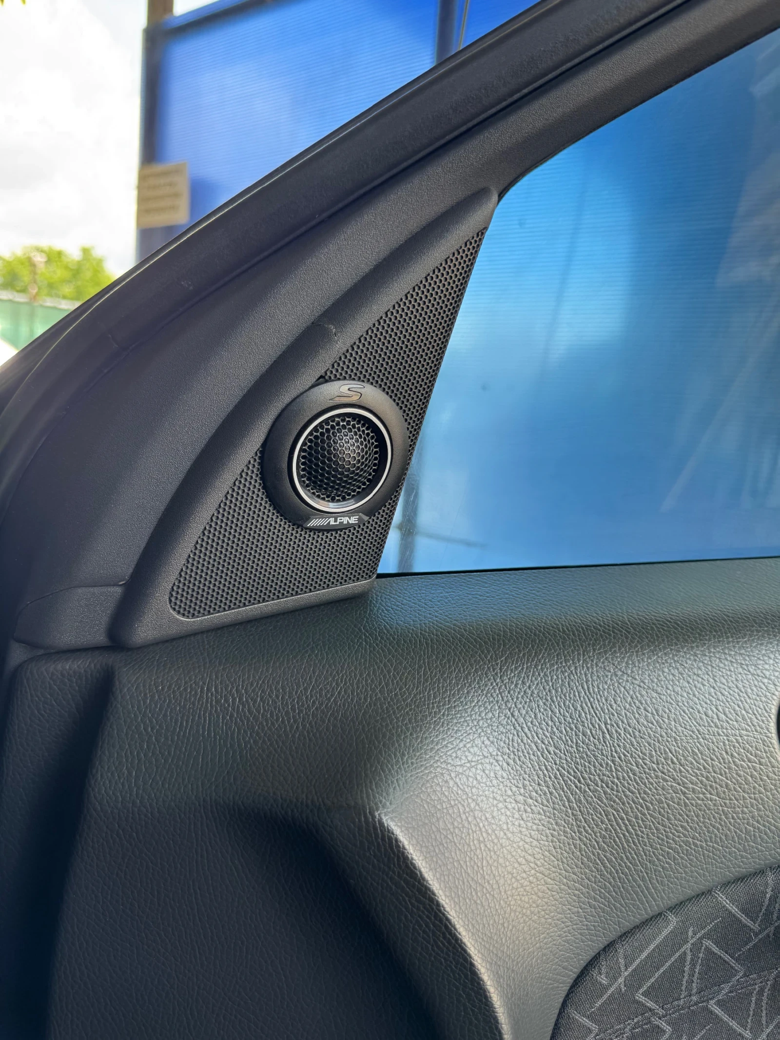 Mercedes-Benz C 220  - изображение 7