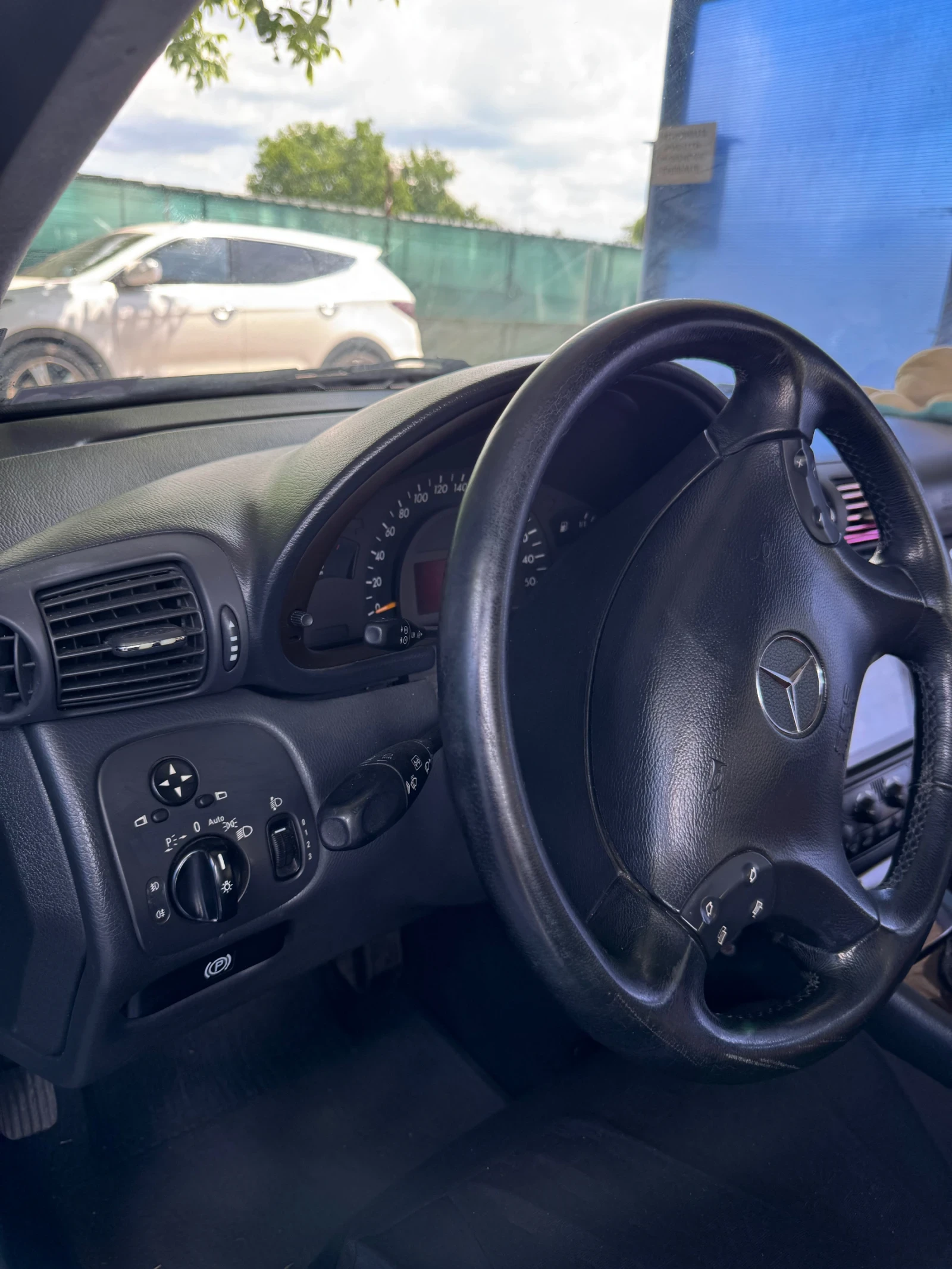 Mercedes-Benz C 220  - изображение 6