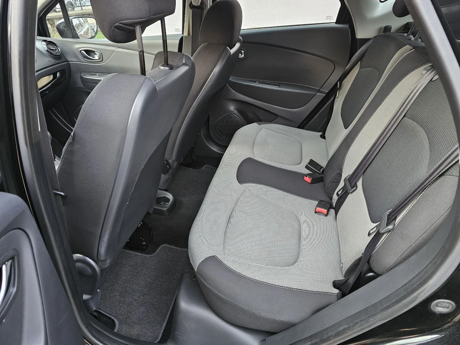 Renault Captur TCE 90 �� | Mobile.bg � ����������� 11