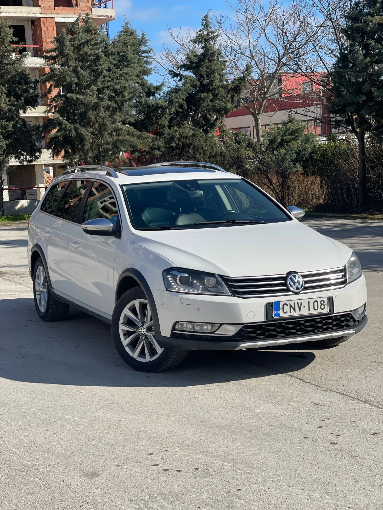VW Passat 2.0 TDI DSG, снимка 3 - Автомобили и джипове - 53785608
