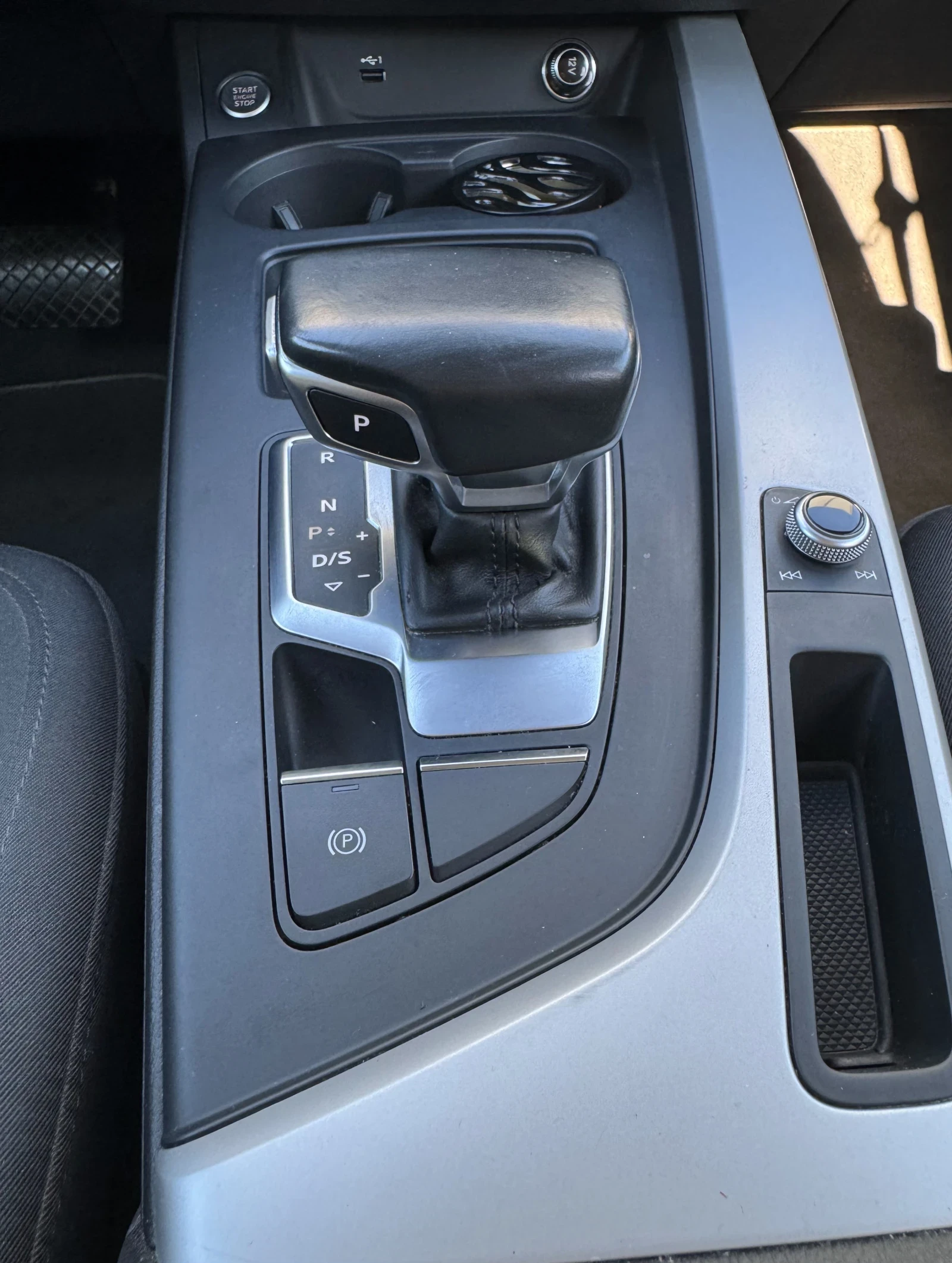 Audi A4 35 TDI * ТОП ЦЕНА* , снимка 13 - Автомобили и джипове - 53853089