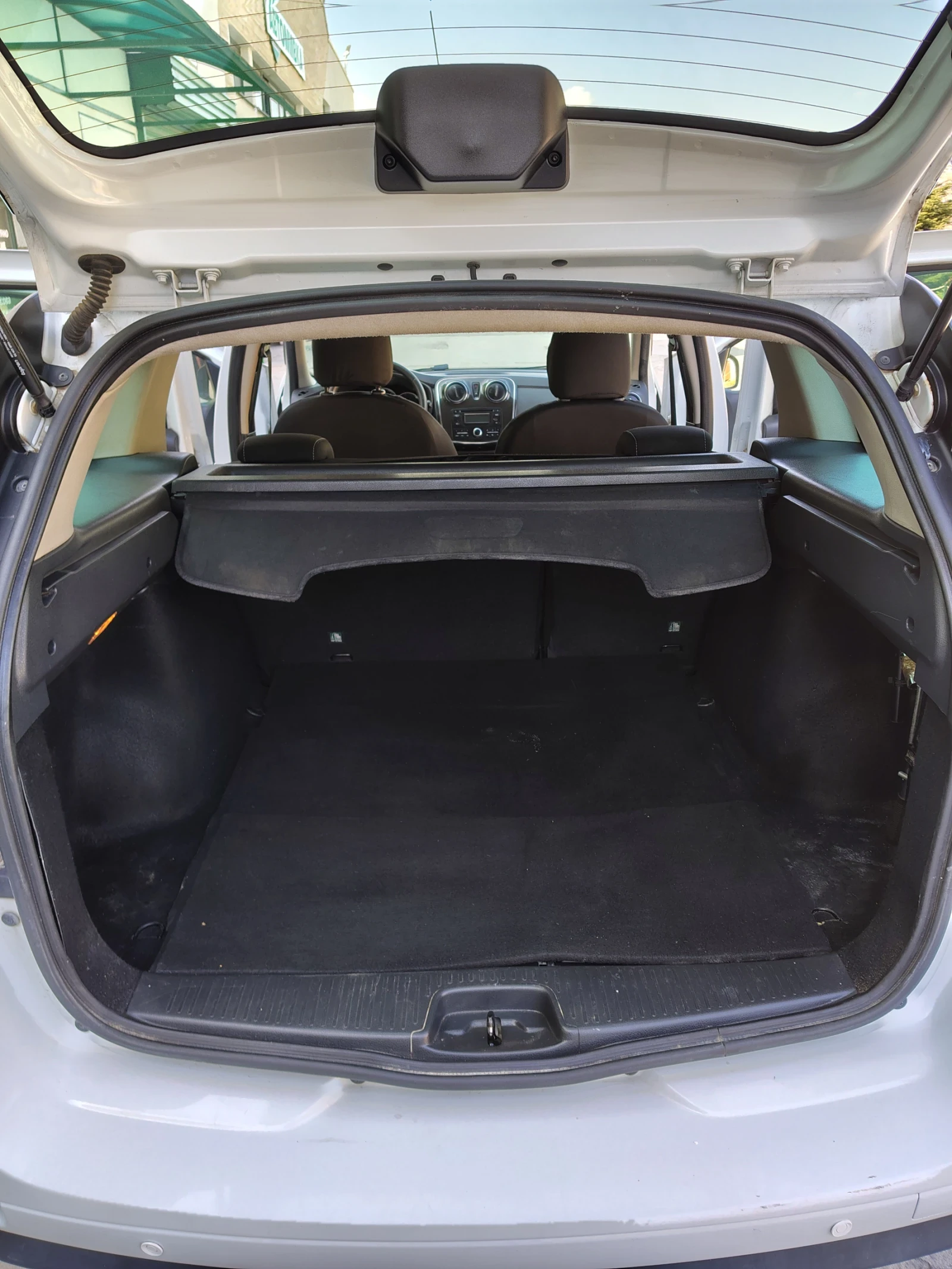 Dacia Logan MCV, снимка 9 - Автомобили и джипове - 54257799