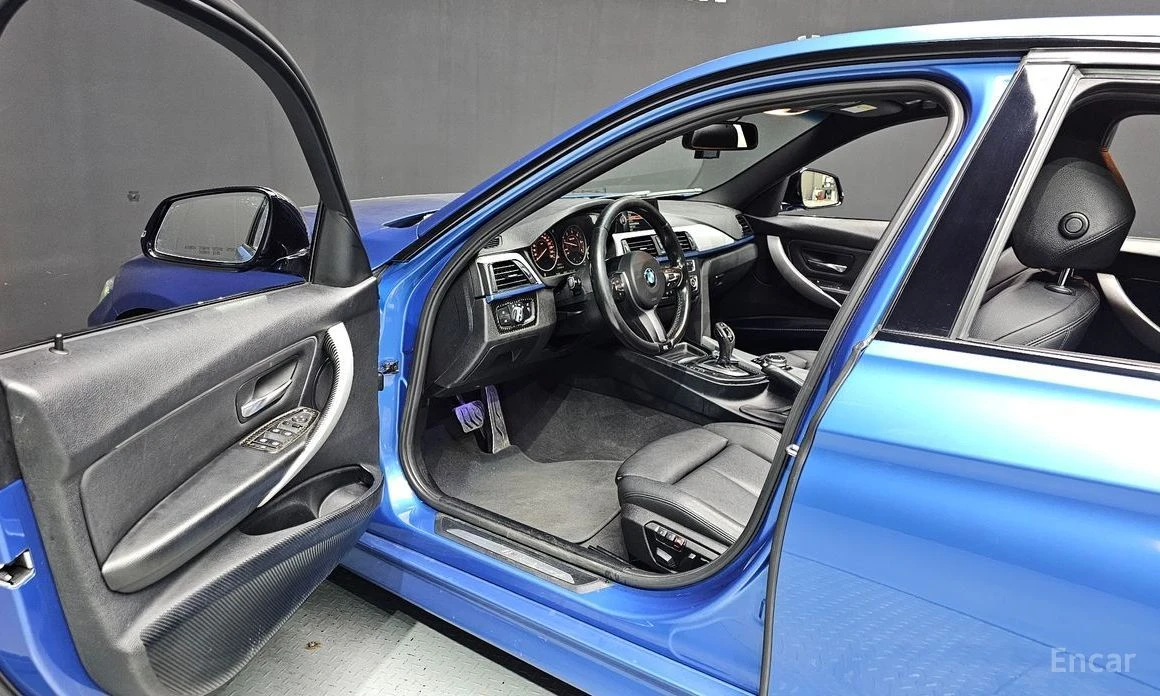 BMW 320, снимка 10 - Автомобили и джипове - 54284579