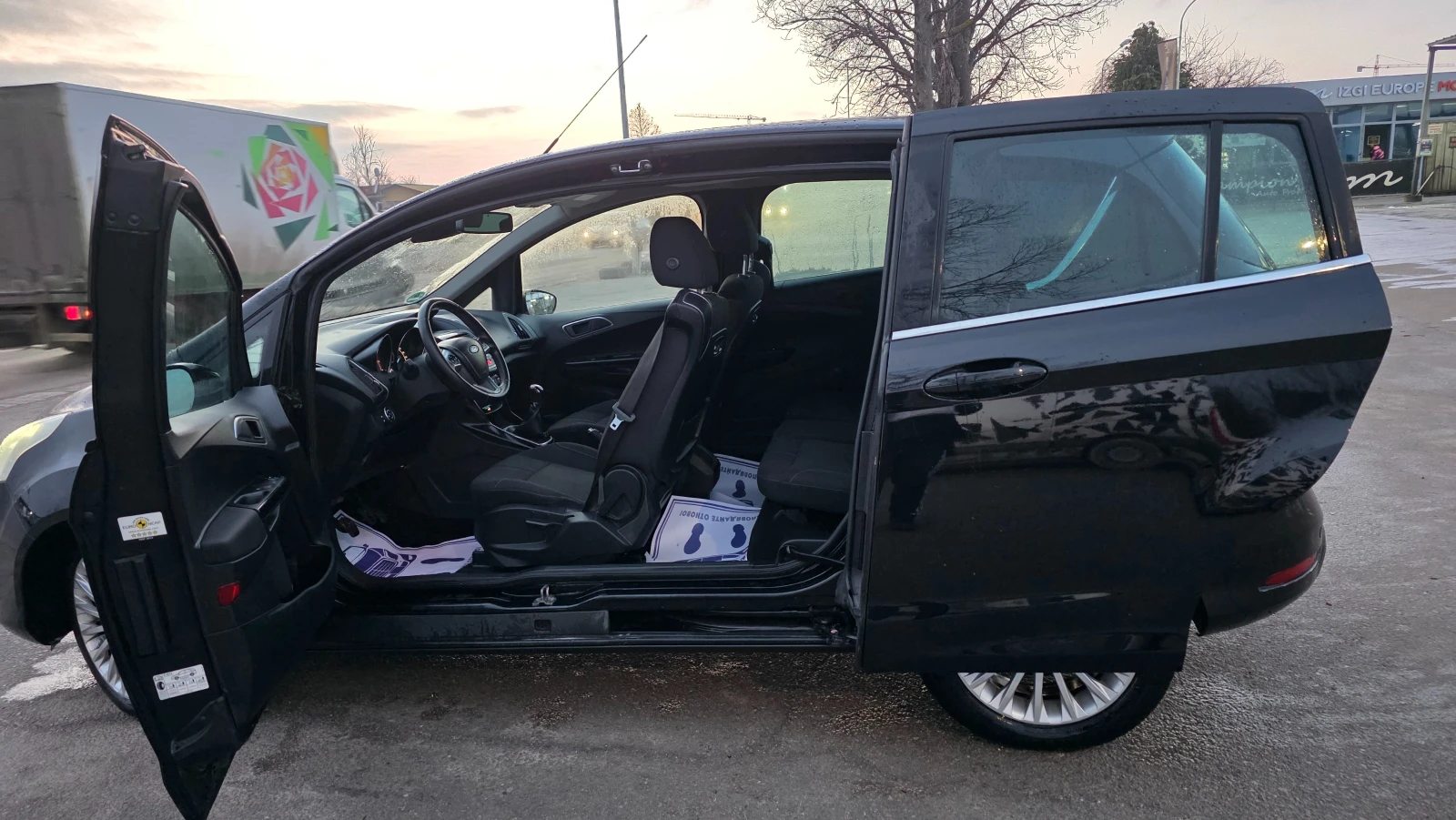 Ford B-Max KATO ЧИСТО НОВ, снимка 7 - Автомобили и джипове - 54392409